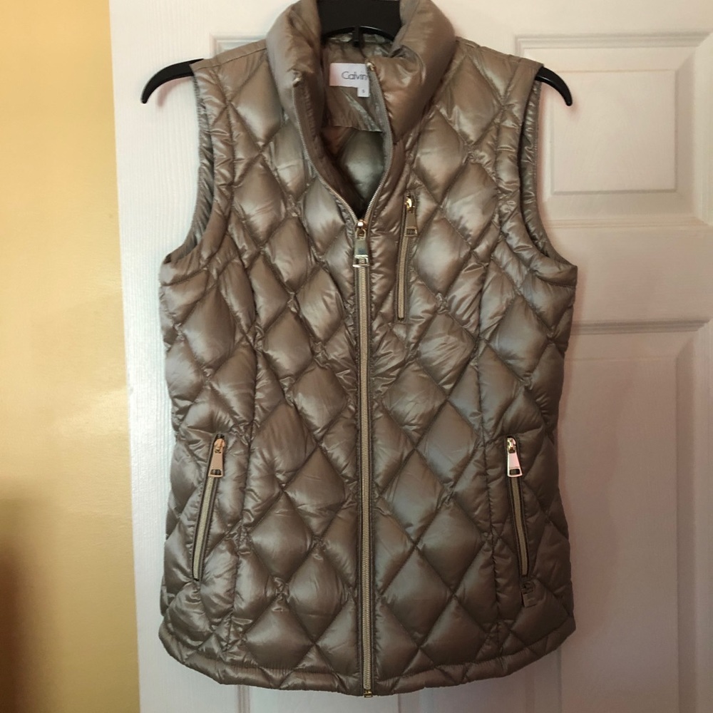 CK vest